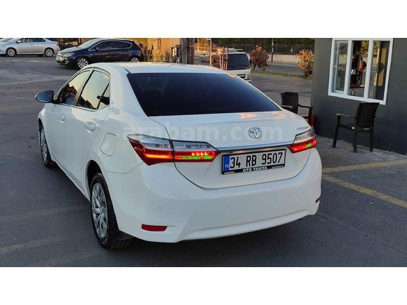 2017 TOYOTA COROLLA 1.4 TOUCH DEĞİŞENSİZ BAKIMLI
