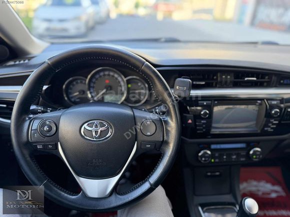 2015 TOYOTA COROLLA 1.4D 4D OTOMATİK TOUCH PAKET 122 BİN KM