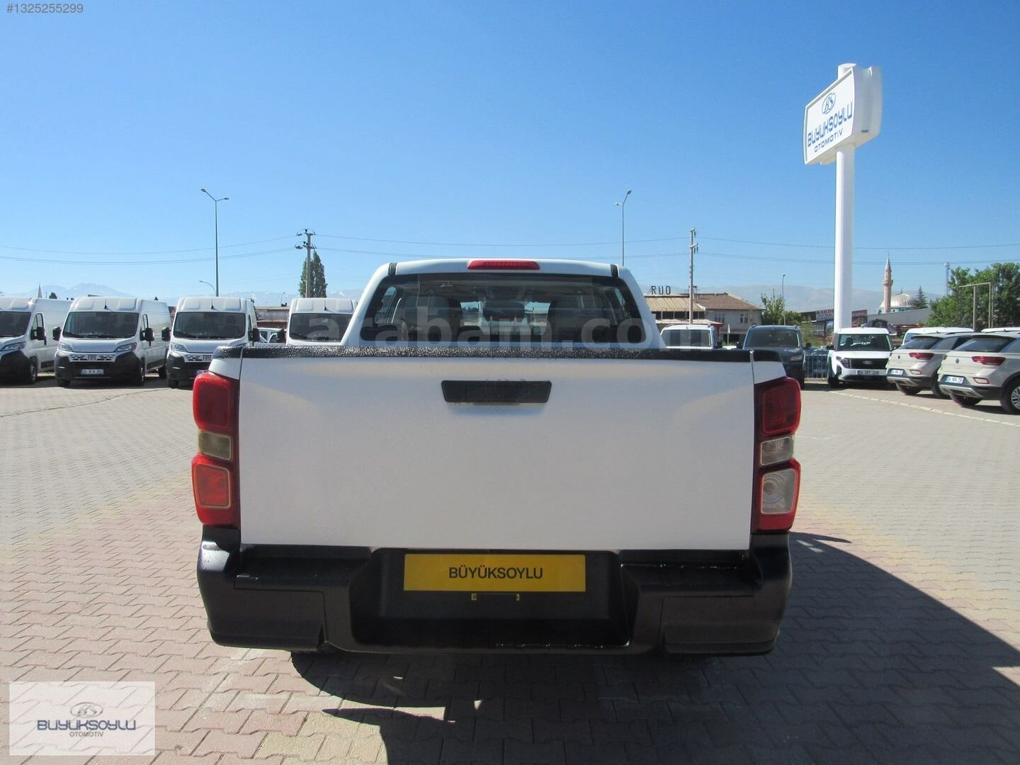 BÜYÜKSOYLU 'DAN 2021 MODEL ISIZU D MAX 1.9D V-GO 4X2 ÇİFTKABİN 6