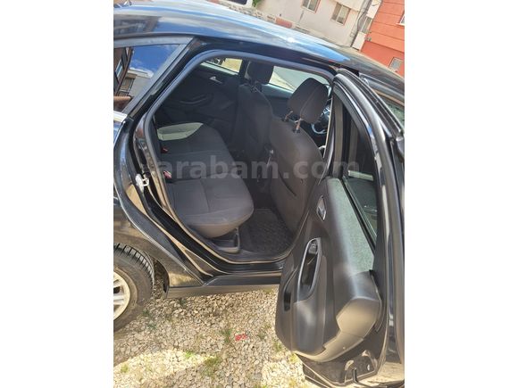 Sahibinden Ford Focus 1.6 TDCi Titanium 2012 Model 