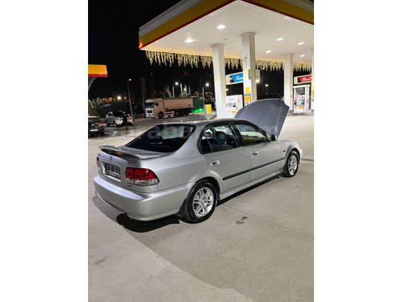Sahibinden Honda Civic 1.4 i S 2000 Model 