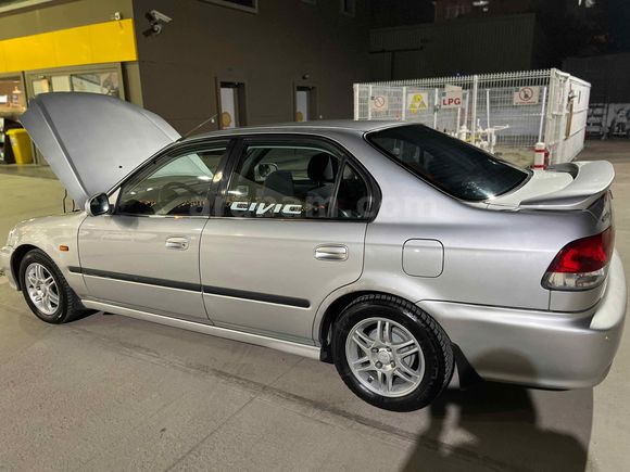 Sahibinden Honda Civic 1.4 i S 2000 Model 