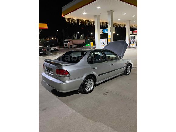 Sahibinden Honda Civic 1.4 i S 2000 Model 