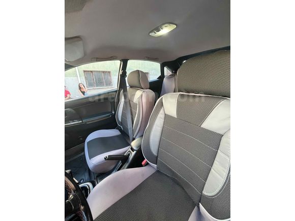 Sahibinden Mazda Lantis 1.8  