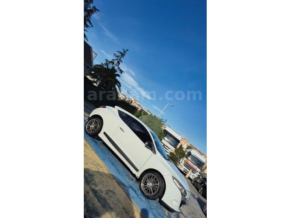 Sahibinden Renault Megane 1.6 Coupe Dynamique 2010 Model