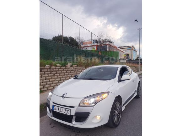 Sahibinden Renault Megane 1.6 Coupe Dynamique 2010 Model