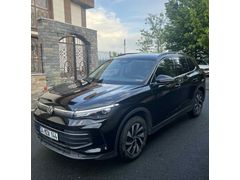 Sahibinden Volkswagen Tiguan 1.5 TSI Life 2024 Model 