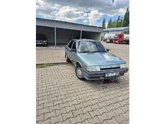 Sahibinden Renault R 9 1.4 Broadway 1995 Model  303.122 km Yeşil (metalik)