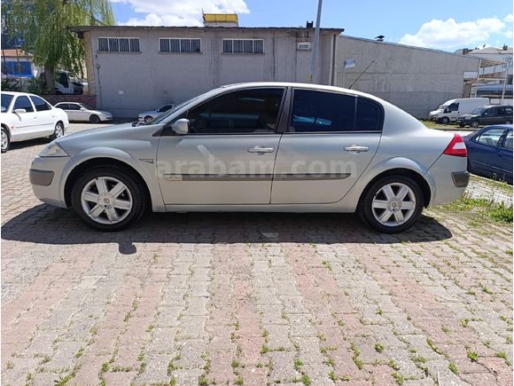 Sahibinden Renault Megane 1.6 Dynamique 2004 Model
