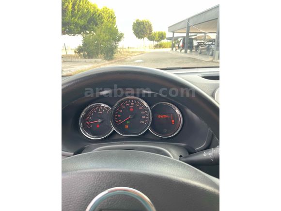 UĞUR  AUTODAN 2015 1.5 DCİ DACIA STEPWAY