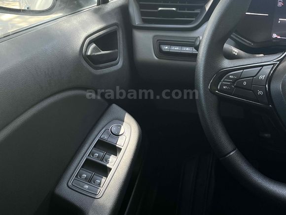 2024 ÇIKIŞLI-RENAULT CLİO EQUİLİBRE-70 BİN KM-GARANTİLİ