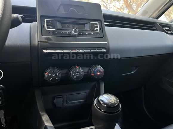 2024 ÇIKIŞLI-RENAULT CLİO EQUİLİBRE-70 BİN KM-GARANTİLİ