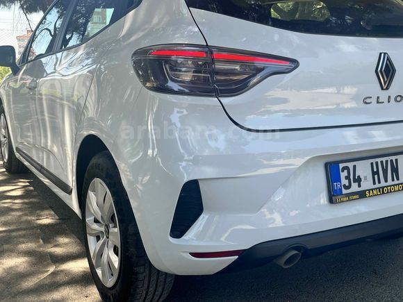 2024 ÇIKIŞLI-RENAULT CLİO EQUİLİBRE-70 BİN KM-GARANTİLİ