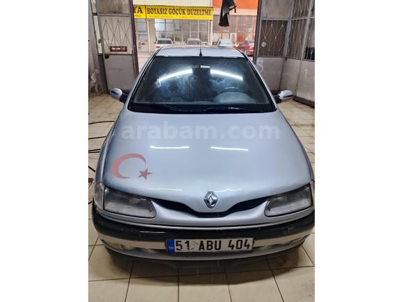 Sahibinden Renault Laguna 1.8 RT 1995 Model