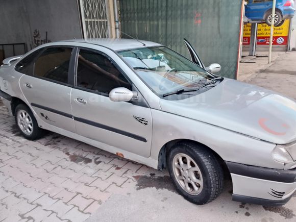 Sahibinden Renault Laguna 1.8 RT 1995 Model