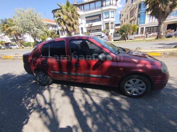 Sahibinden Renault Clio 1.4 RN 2000 Model  289.000 km Kırmızı