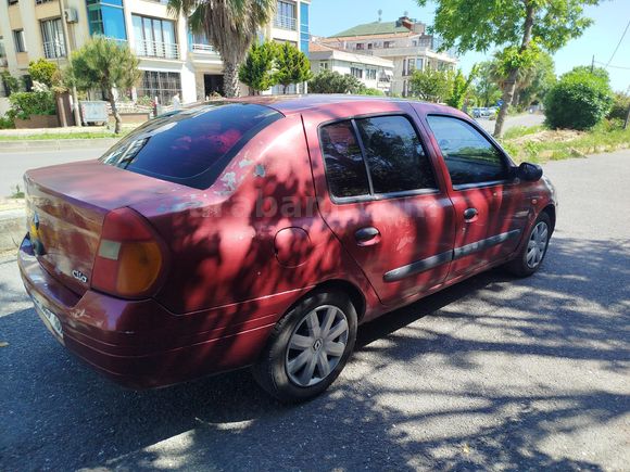 Sahibinden Renault Clio 1.4 RN 2000 Model  289.000 km Kırmızı