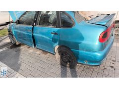 Seat Cordoba sol ön kapı