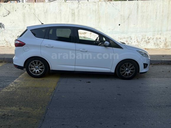 Sahibinden Ford C-Max 1.6 TDCi Titanium 2012 Model  99.500 km Beyaz