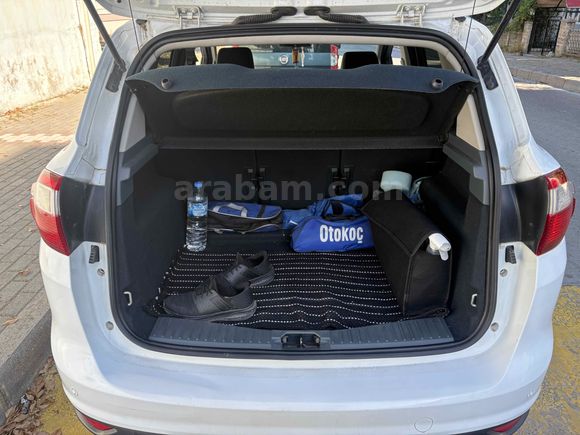 Sahibinden Ford C-Max 1.6 TDCi Titanium 2012 Model  99.500 km Beyaz