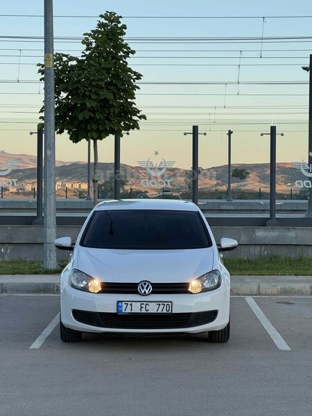 Galeriden Volkswagen Golf 1.6 Trendline 2012 Model Ankara 86.000 km Beyaz