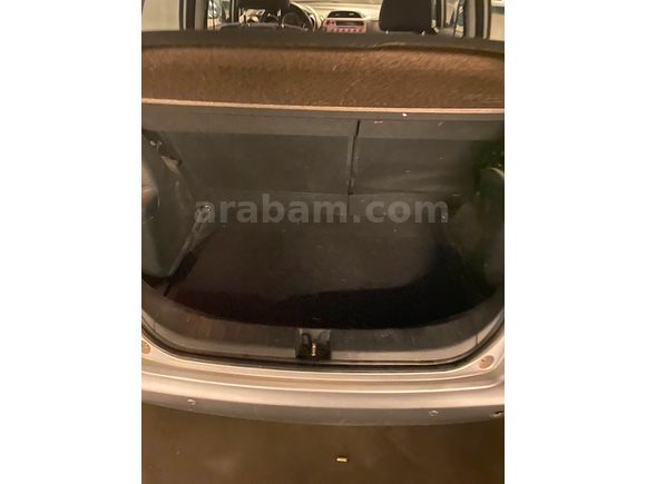 Honda Jazz 1.4 Fun PLUS OTOMATİK DEĞİŞENSİZ KARTA TAKSİT OLUR