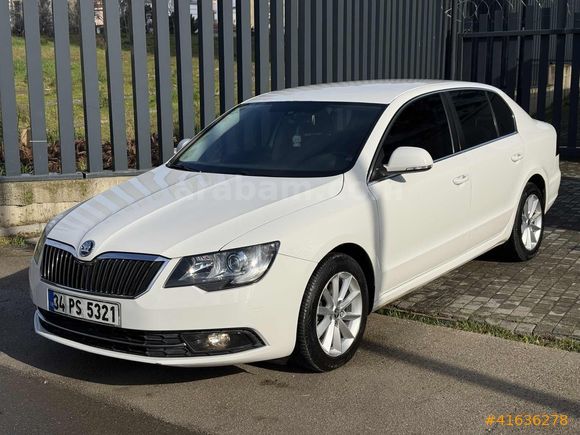 AUTO GÜN OTOMOTİV DEN 2015 MODEL SKODA SUPERB