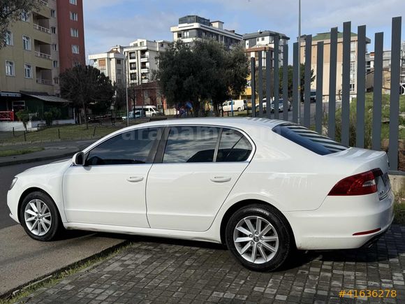 AUTO GÜN OTOMOTİV DEN 2015 MODEL SKODA SUPERB