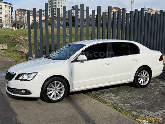 AUTO GÜN OTOMOTİV DEN 2015 MODEL SKODA SUPERB