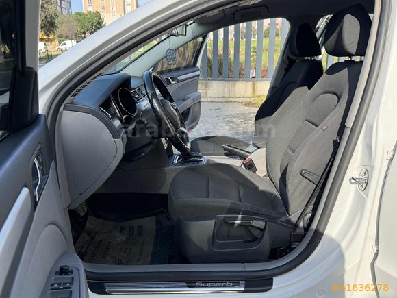 AUTO GÜN OTOMOTİV DEN 2015 MODEL SKODA SUPERB