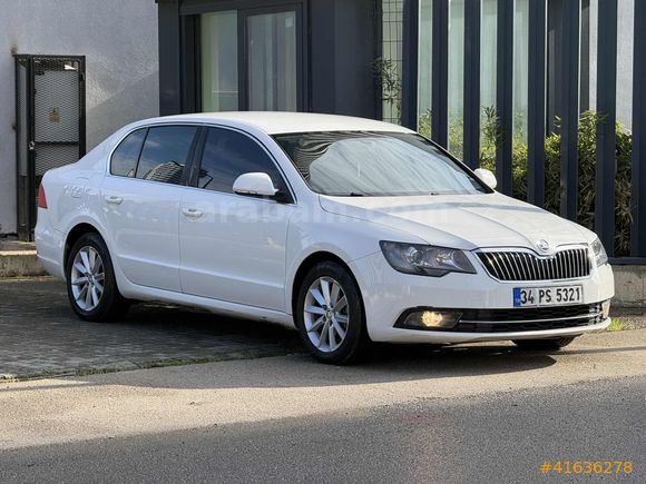 AUTO GÜN OTOMOTİV DEN 2015 MODEL SKODA SUPERB