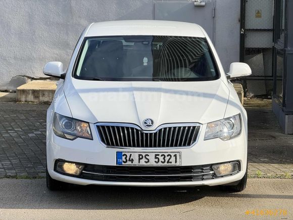 AUTO GÜN OTOMOTİV DEN 2015 MODEL SKODA SUPERB