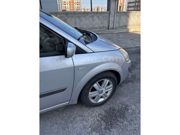 Sahibinden Renault Scenic 1.5 dCi Dynamique 2008 Model 