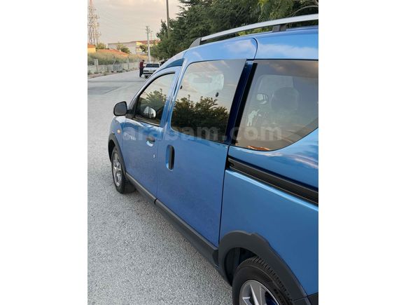 DACİA DOKKER STEPWAY SAHİBİNDEN TERTEMİZ LANSMAN RENK