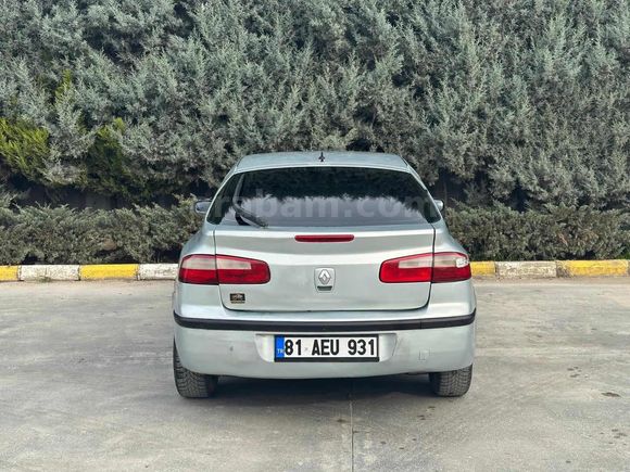 2005 RENAULT LAGUNA 1.6 16V