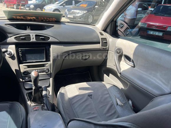 2005 RENAULT LAGUNA 1.6 16V