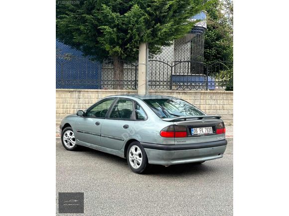Dülger auto dan temiz laguna