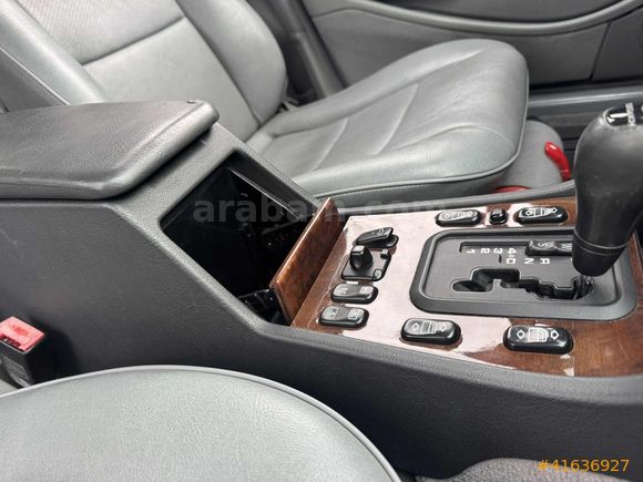 TR'DE TEKK C200 ELEGANCE OTOMATİK BEJ İÇ İLK ELDEN KUSURSUZZZZ