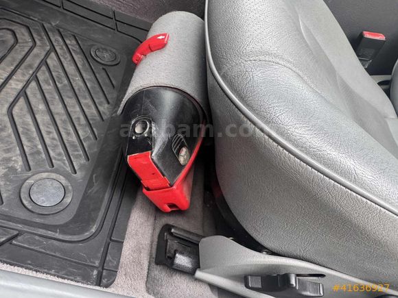 TR'DE TEKK C200 ELEGANCE OTOMATİK BEJ İÇ İLK ELDEN KUSURSUZZZZ