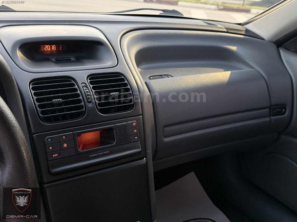 RENAULT LAGUNA 2.0 RXE MASRAFSIZ KLİMALI
