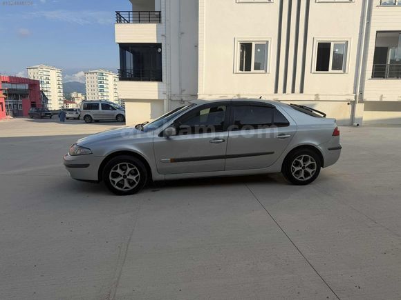 TİRYAKİ"DEN 2005 LAGUNA 2 PRİVİLAGE 1.6 16