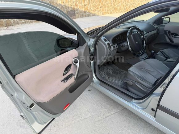 TİRYAKİ"DEN 2005 LAGUNA 2 PRİVİLAGE 1.6 16