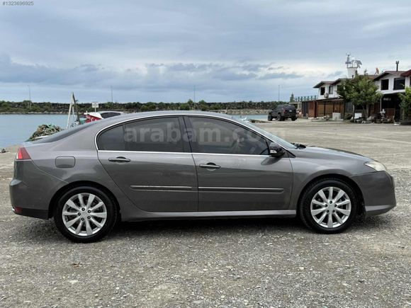 2009 DİZEL OTOMATİK EN DOLUSU LAGUNA PRİVİLEGE ÖZEL PLAKALI
