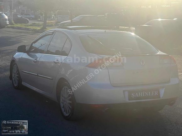 ŞAHİNLER'DEN-2008 RENAULT LAGUNA 2.0dCI Privilege Cam Tavan