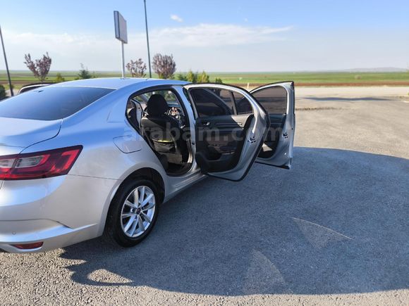 2018 OTOMATİK VİTES - Tek DEĞİŞEN (Bakımlı)