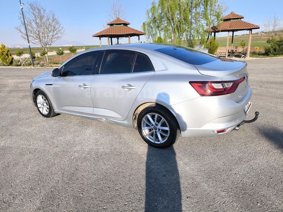 2018 OTOMATİK VİTES - Tek DEĞİŞEN (Bakımlı)