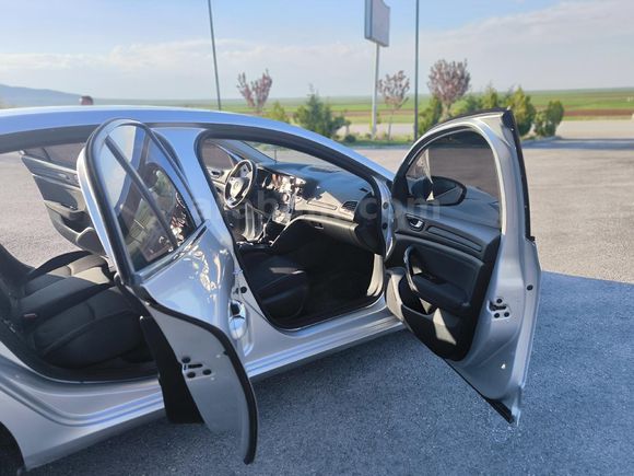 2018 OTOMATİK VİTES - Tek DEĞİŞEN (Bakımlı)