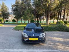 KOLTUK ISITMA ELEKTRİKLİ KOLTUK NAVİGASYONLU FULL LAGUNA DİZEL