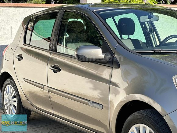 GNC MOTORS / CLİO 1.2 16V EXPRESSİON/İLKSAHİP/2010/LANSMANRENK