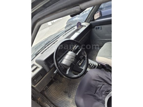 Sahibinden Renault R 9 1.4 Broadway 1989 Model  280.000 km Yeşil